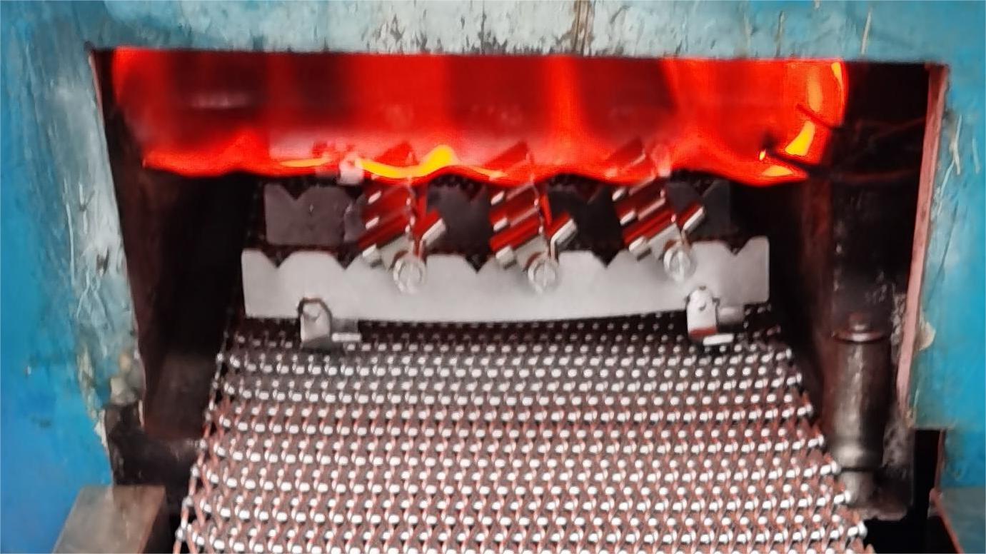 這款釬焊爐網(wǎng)帶&mdash;&mdash;牢固耐用性?xún)r(jià)比高